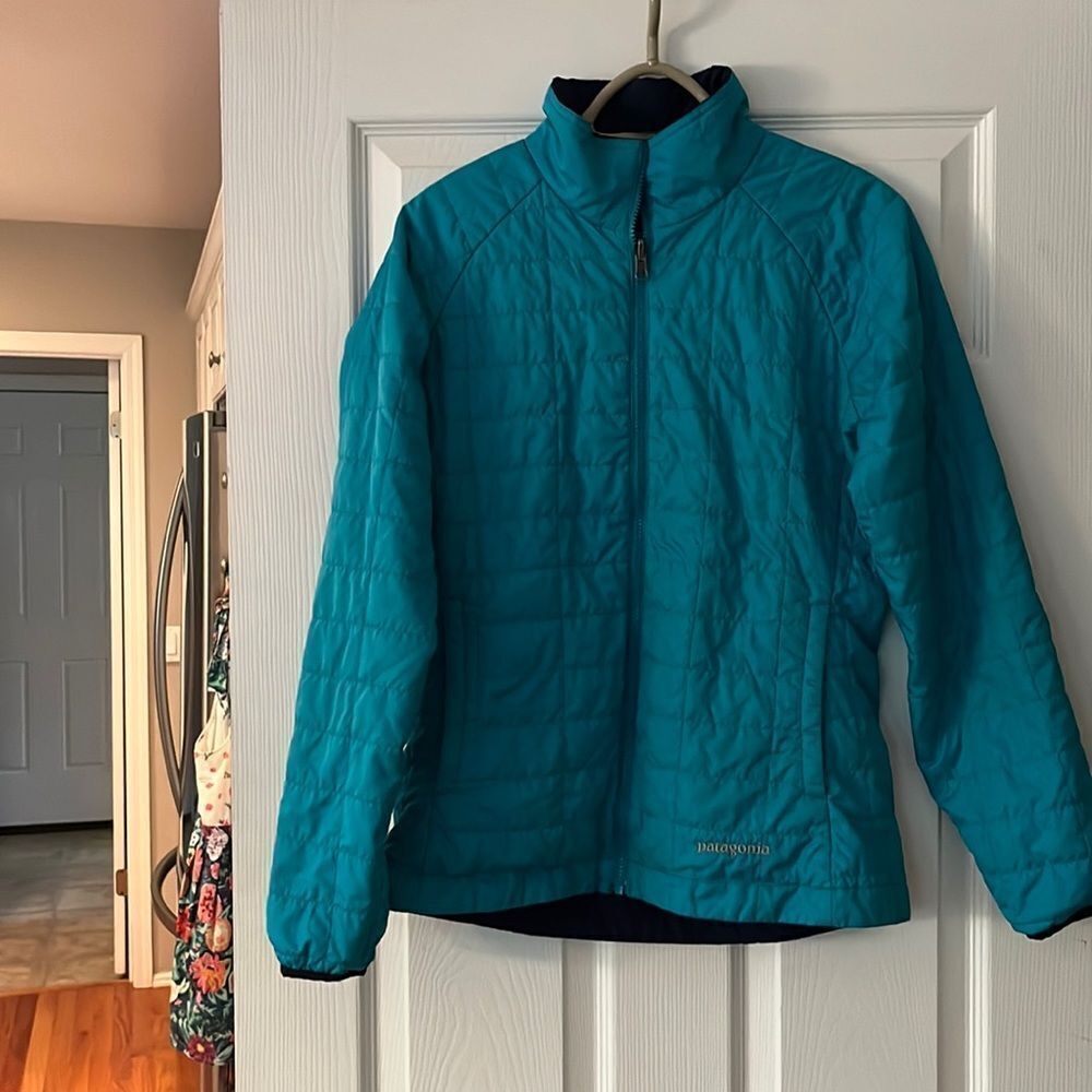 Patagonia Blue Reversible Puffer Jacket Size Small